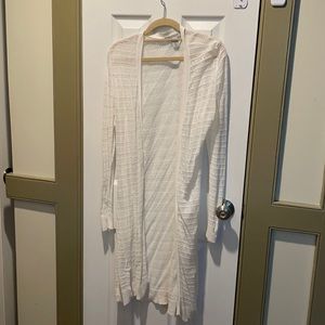 White Mid Length Light Sweater